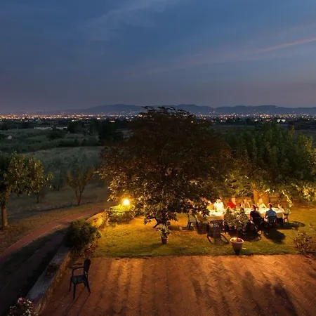 ファームステイ La Torricella *